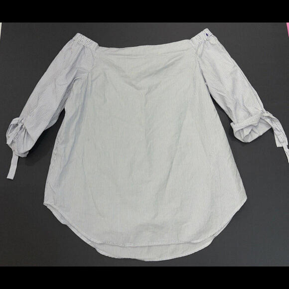 Babaton Aritzia Cold Shoulder Blue Stripe Preppy Quiet Luxury Designer Blouse M - Picture 1 of 14